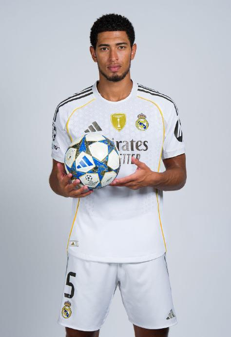 英超战报：米伦科维奇乌龙，霍尔制胜，埃弗顿3-0大胜森林（英超快讯：米伦科维奇自摆乌龙，霍尔破门锁胜，埃弗顿3-0完胜诺丁汉森林）