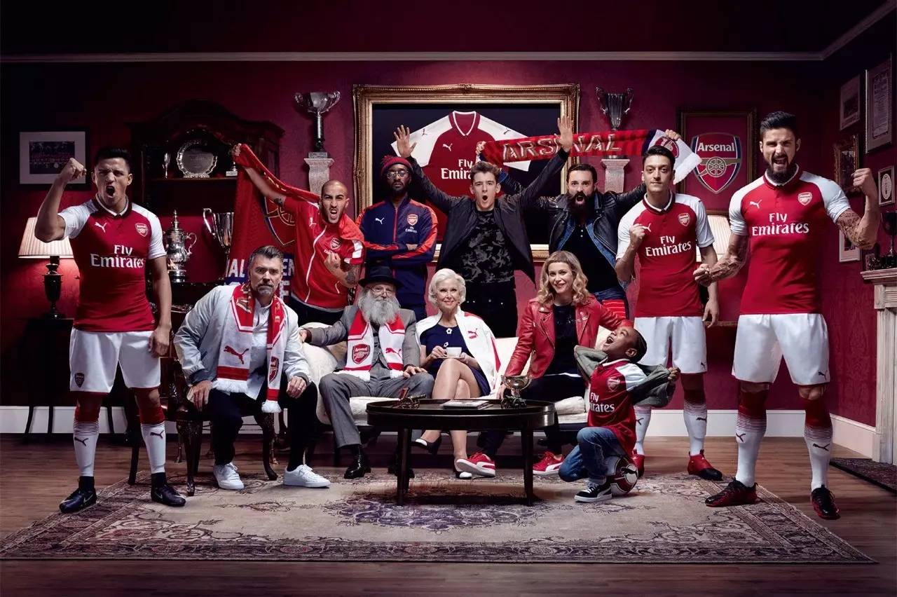 郭昊文在比赛中展现出了极高的竞技水平，他的三分球成为四川队无法逾越的障碍。（郭昊文火力全开，三分雨让四川队束手无策）