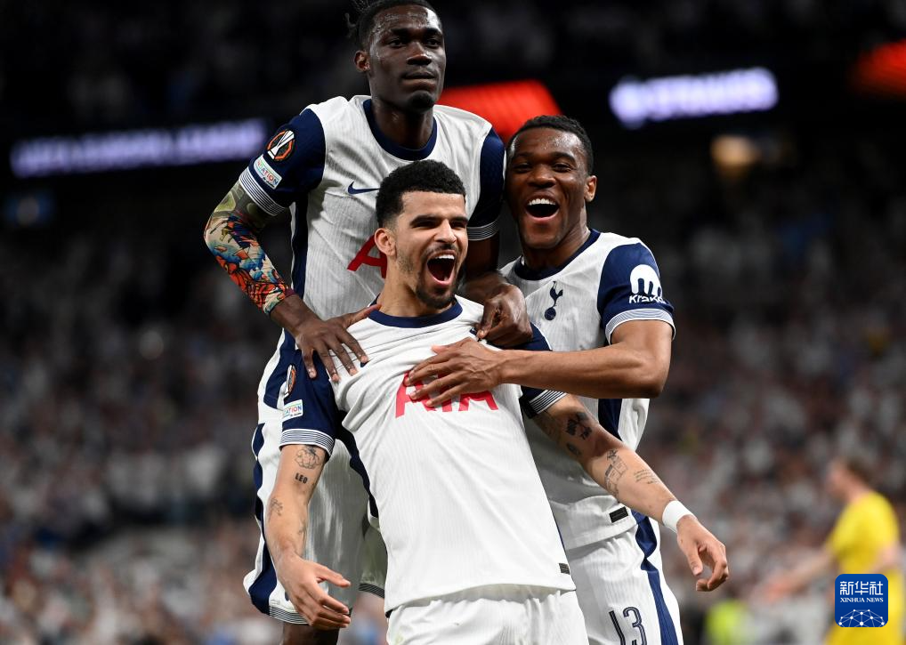 国安亚冠末轮计划展示足协杯奖杯但未成行，将为池忠国办纪念仪式（国安亚冠末轮原定展示足协杯未果，将为池忠国举行纪念仪式）