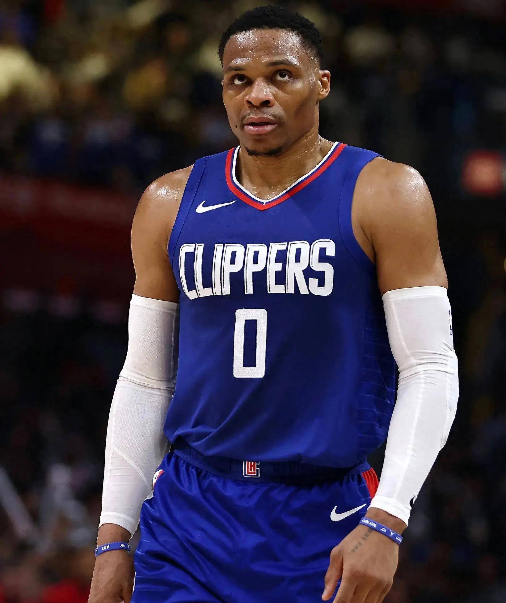 布鲁日主帅：我们采取了正确的战术，三破巴萨球门让我满意（布鲁日主帅：战术部署奏效，三次攻破巴萨大门让我满意）