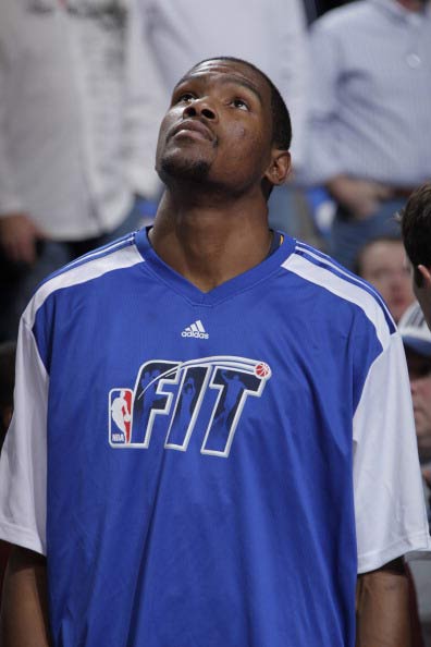 自06年以来，皇马首次有两名英格兰球员在西甲同时首发（2006年以来，皇马首次在西甲同场派出两名英格兰球员首发）