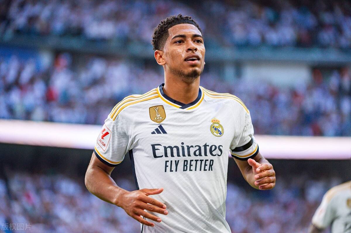 国王主帅：我有很多话想说但会被罚款，所以最好还是别说了（国王主帅：想说很多，但为避罚选择沉默）