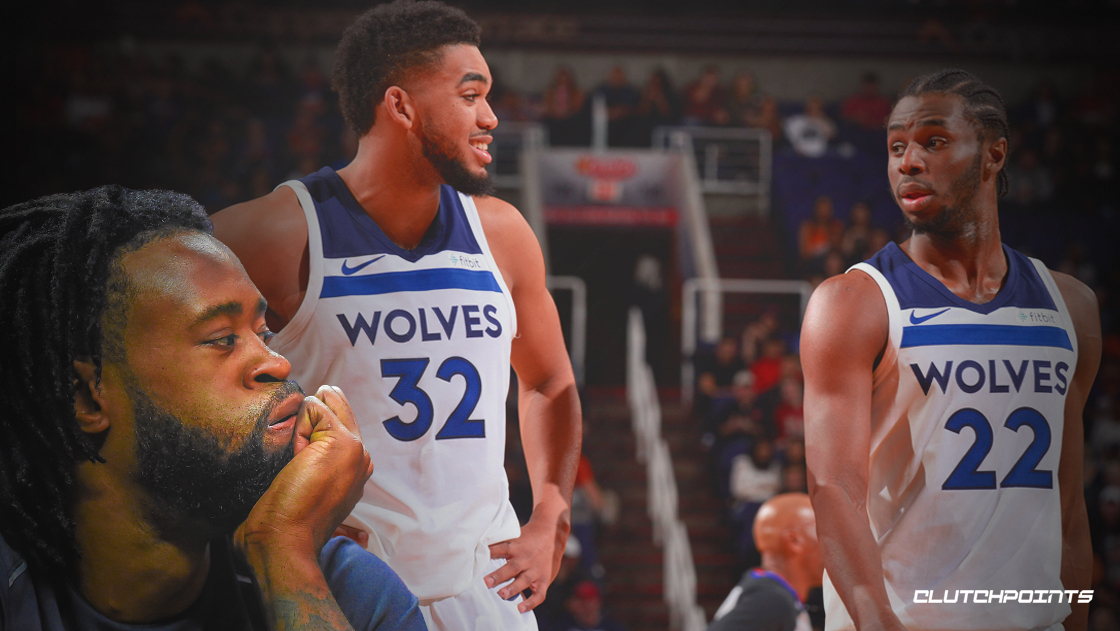 梅努哥哥身穿“放梅努离队”T恤现身球场，对阿莫林表示抗议（梅努兄长穿“让梅努走”字样T恤亮相球场，矛头直指阿莫林）