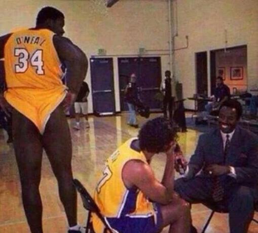 欧冠：巴黎2-0轻取泽尼特（欧冠：巴黎2-0完胜泽尼特）