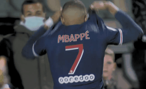 谢什科数据：上场73分钟1次射门0进球，共9次传球（谢什科此役：出战73分钟，1次射门未破门，完成9次传球）