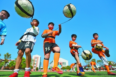 内托vs伯恩利全场数据：射门3次进1球，关键传球2次（内托战伯恩利：3射1球，关键传球2次）