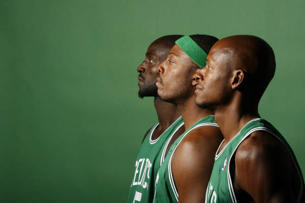 型男四连拍！📷（镜头连发四张，型男出镜！📷）