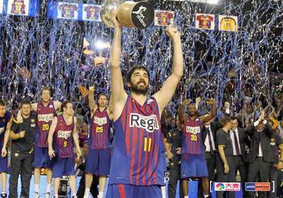 时隔27年重返世界杯正赛，苏格兰多地机场打出广告牌标语庆祝（苏格兰时隔27年再入世界杯正赛，多地机场打出广告牌标语庆祝）