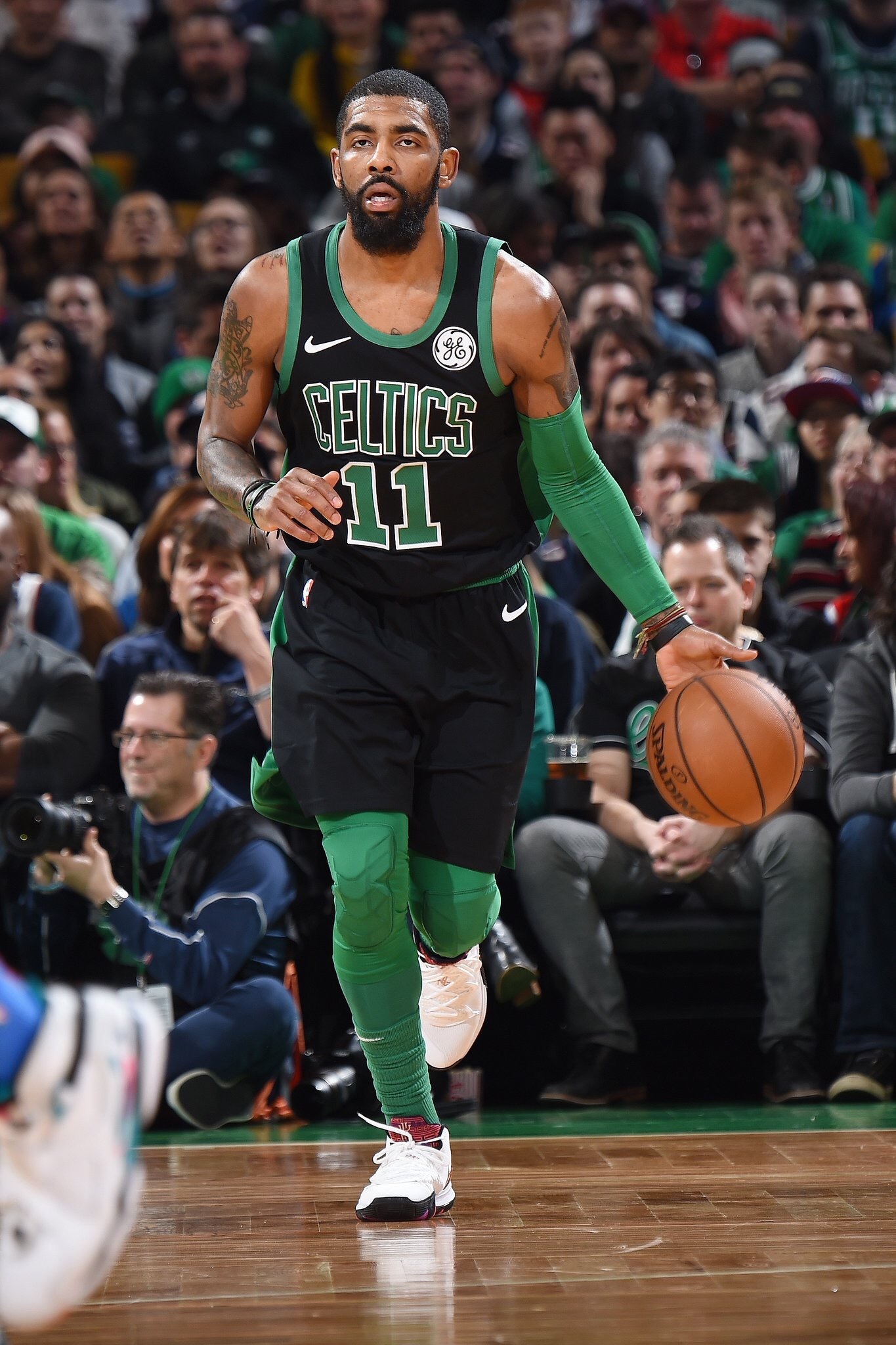 什么情况？西海岸男女足分别被处以转会禁令，但FIFA网站又说只适用于女足（疑云四起：西海岸男女足被禁转会，FIFA官网却称仅限女足）