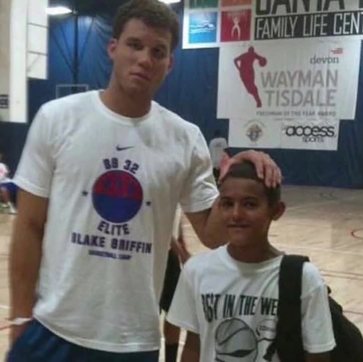 【头条】阿莱斯·奥帕特尔尼主场登顶环球马术冠军赛布拉格季后赛1.45米争时赛（【头条】阿莱斯·奥帕特尔尼主场加冕，夺得环球马术冠军赛布拉格季后赛1.45米计时赛冠军）