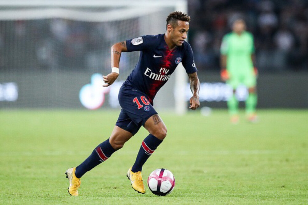 名记：切尔西尚未正式报价西蒙斯，但对达成交易持乐观态度（权威记者：切尔西暂未向西蒙斯提交正式报价，但仍看好交易达成）