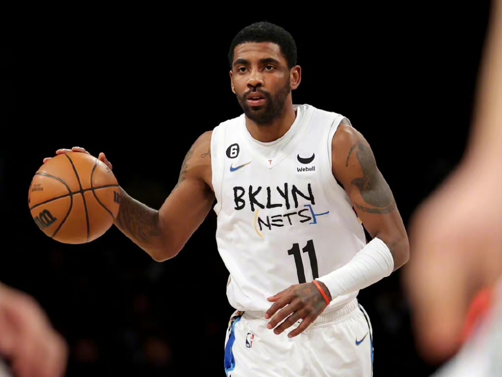 大博阿滕：我和我弟关系不好，我俩性格截然相反而且竞争激烈（大博阿滕直言：与弟弟关系紧张，性格迥异且竞争激烈）