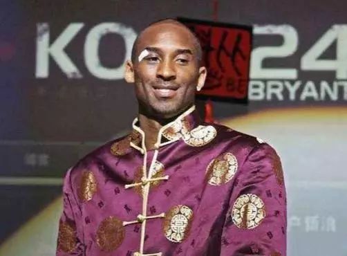 拉什福德近3场欧冠斩4球，而此前12场欧冠一球未进（拉什福德欧冠近3战轰入4球，此前12场颗粒无收）